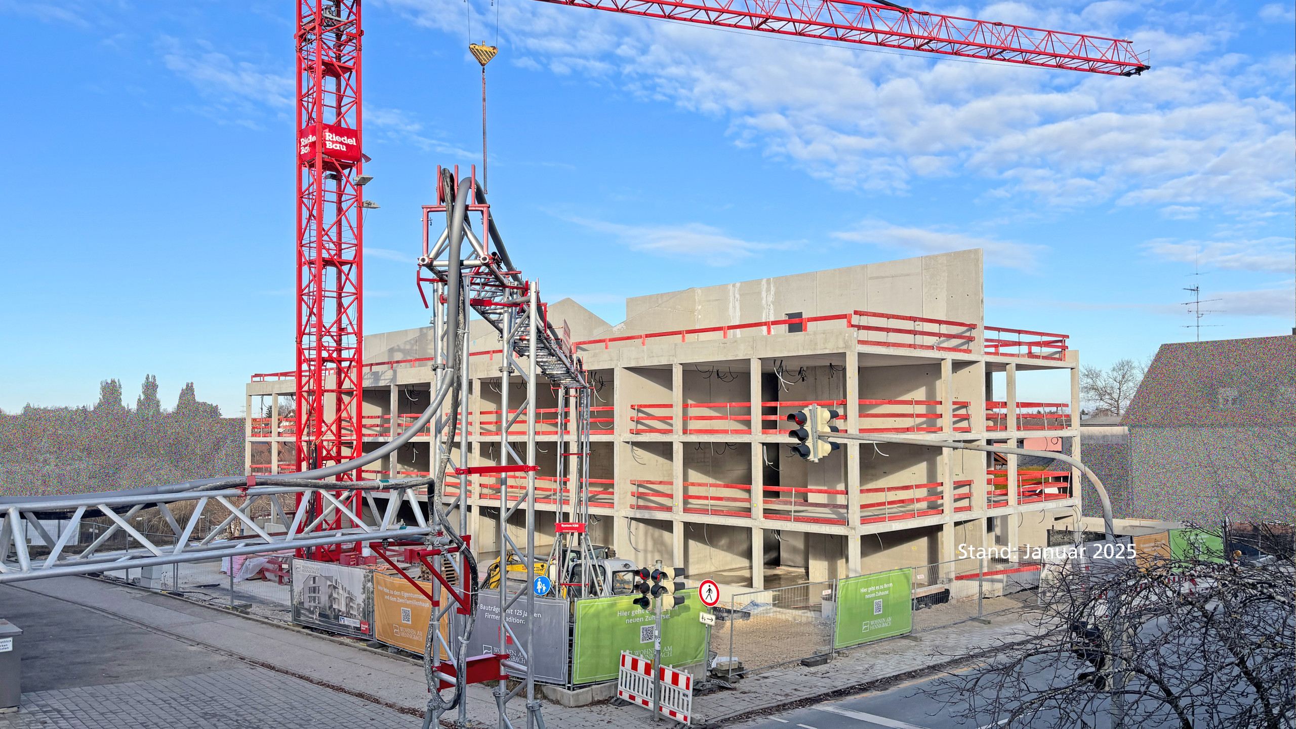 Wohnen am Hennigbach - Baustand Januar 2025 Neubauprojekt Wohnen am Hennigbach, Rohbau Fertigstellung, Baustand Januar 2025