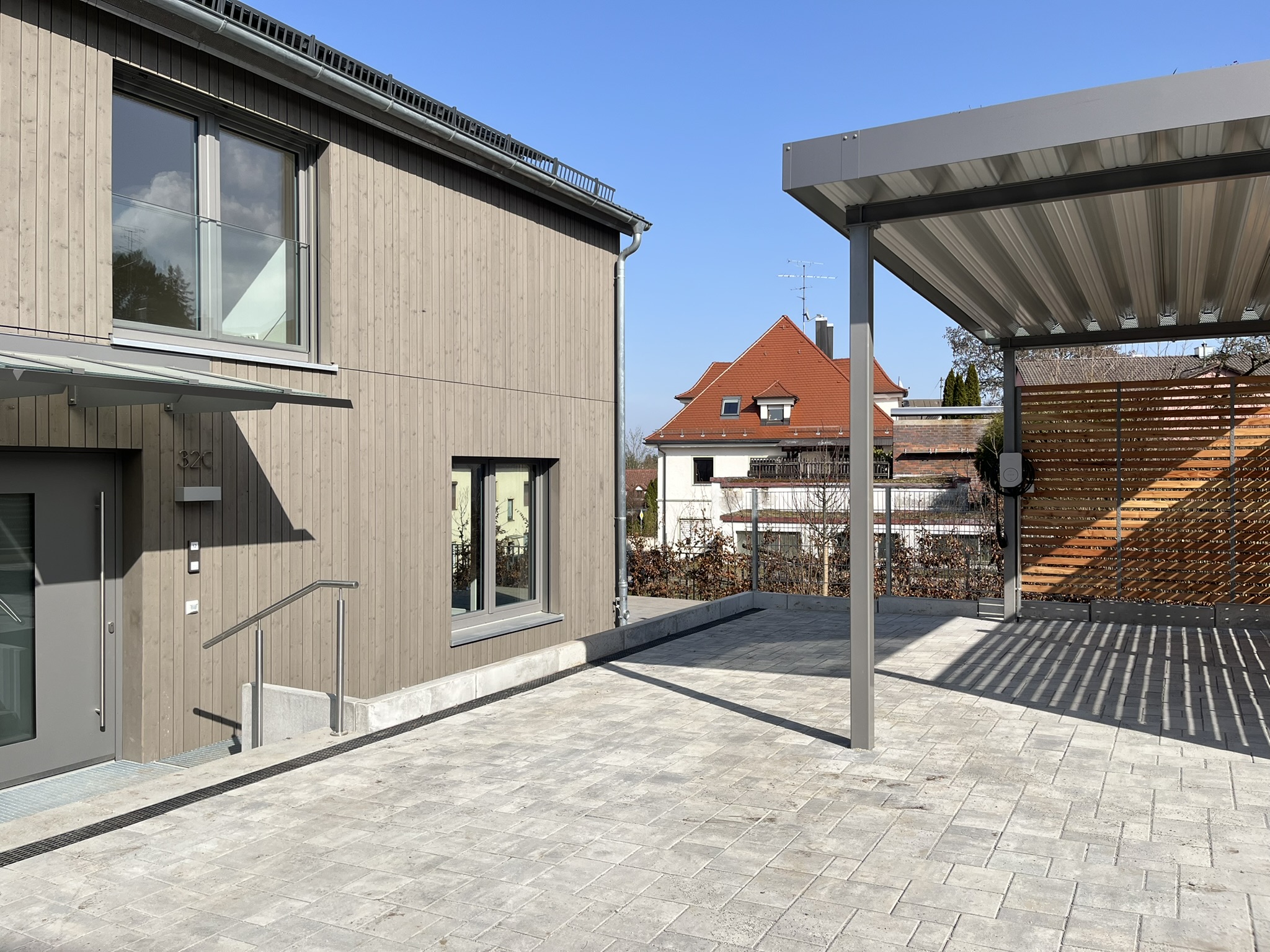 Hauseingang_der_Doppelhaushälfte