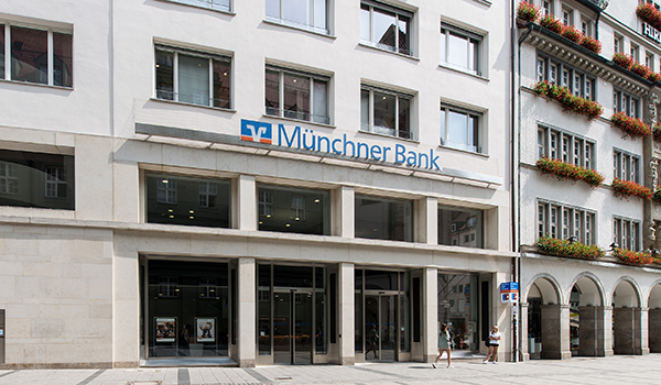 muenchner-bank-aussenansicht