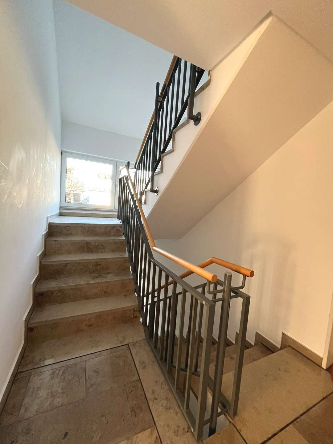 Modernes Treppenhaus