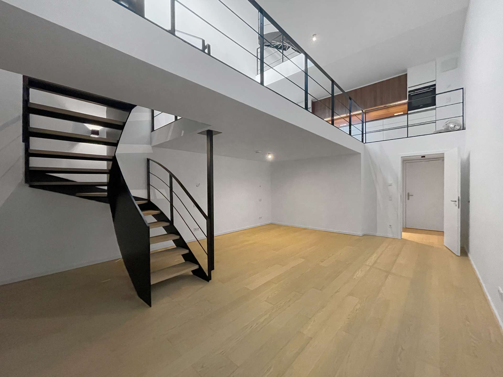 Zimmer im Untergeschoss