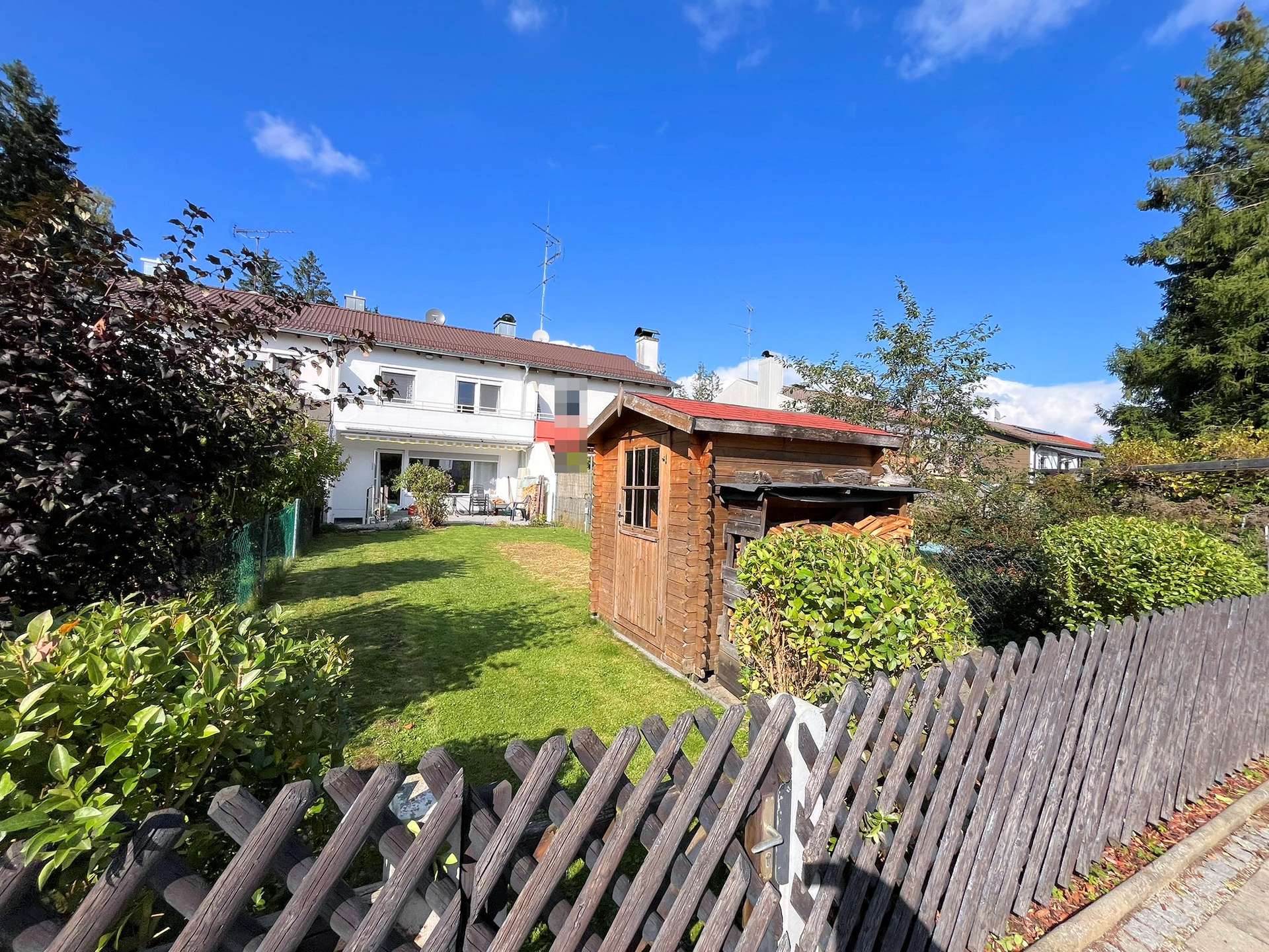 Rückansicht des Reihenmittelhauses