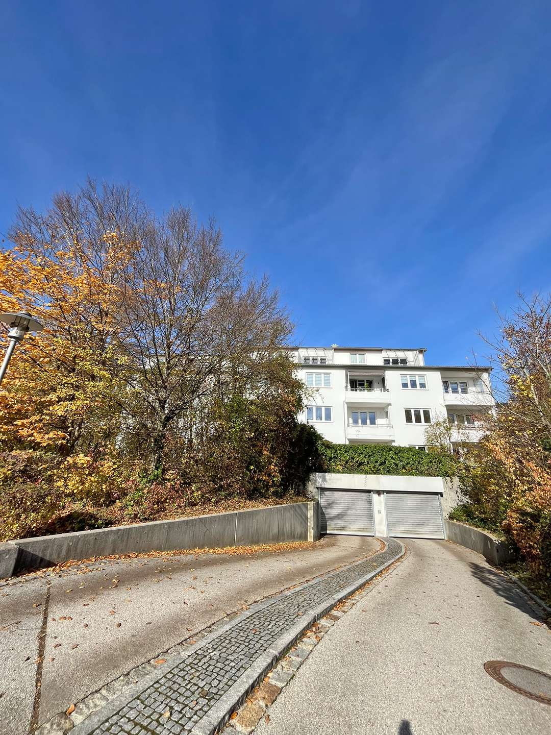 Ansicht der Tiefgarageneinfahrt