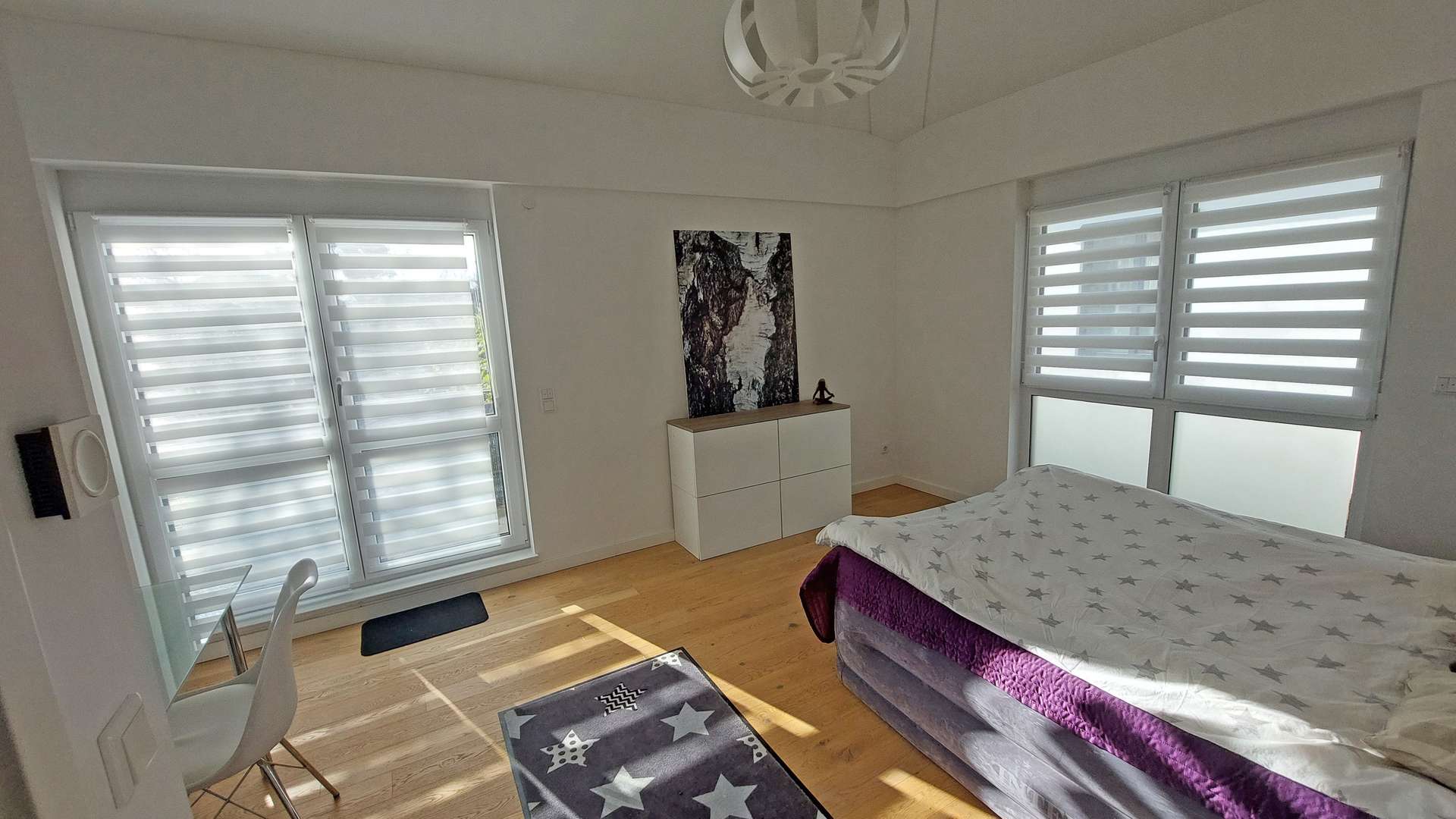 Kinderzimmer mit Terrassenzugang