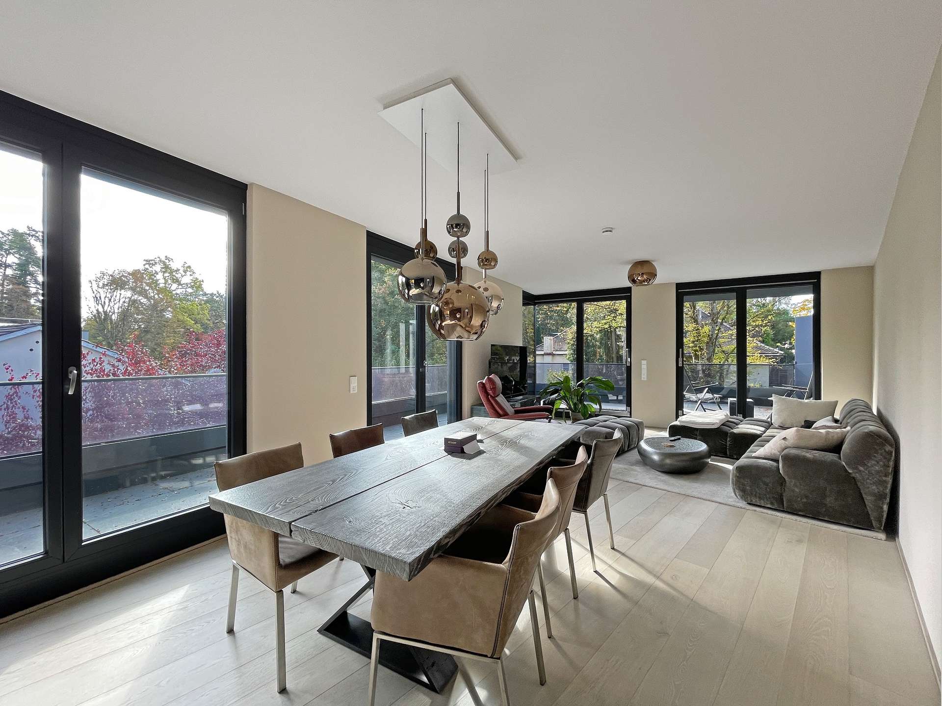 Wohnbereich der Dachgeschoss-Wohnung