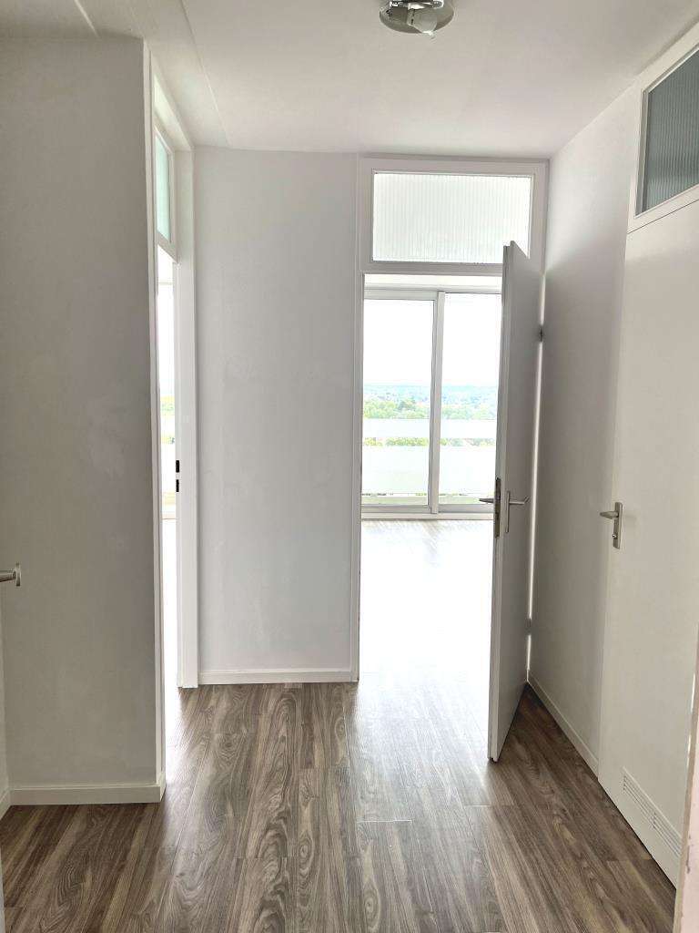 Geräumiger, heller Flur