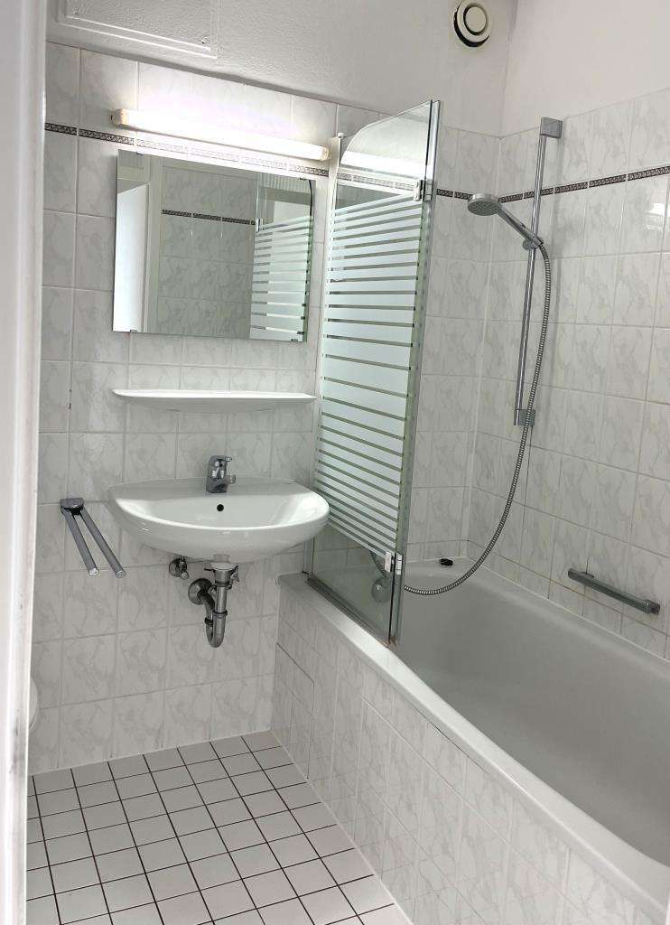 Badzimmer mit Dusche