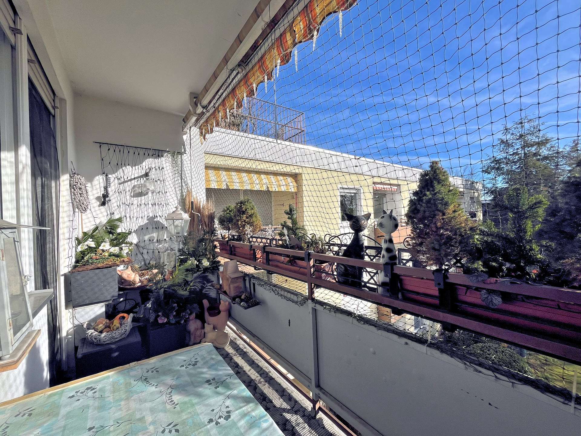 Großzügige Süd-Loggia