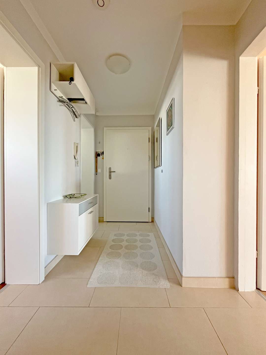 Diele Blick Richtung Tür