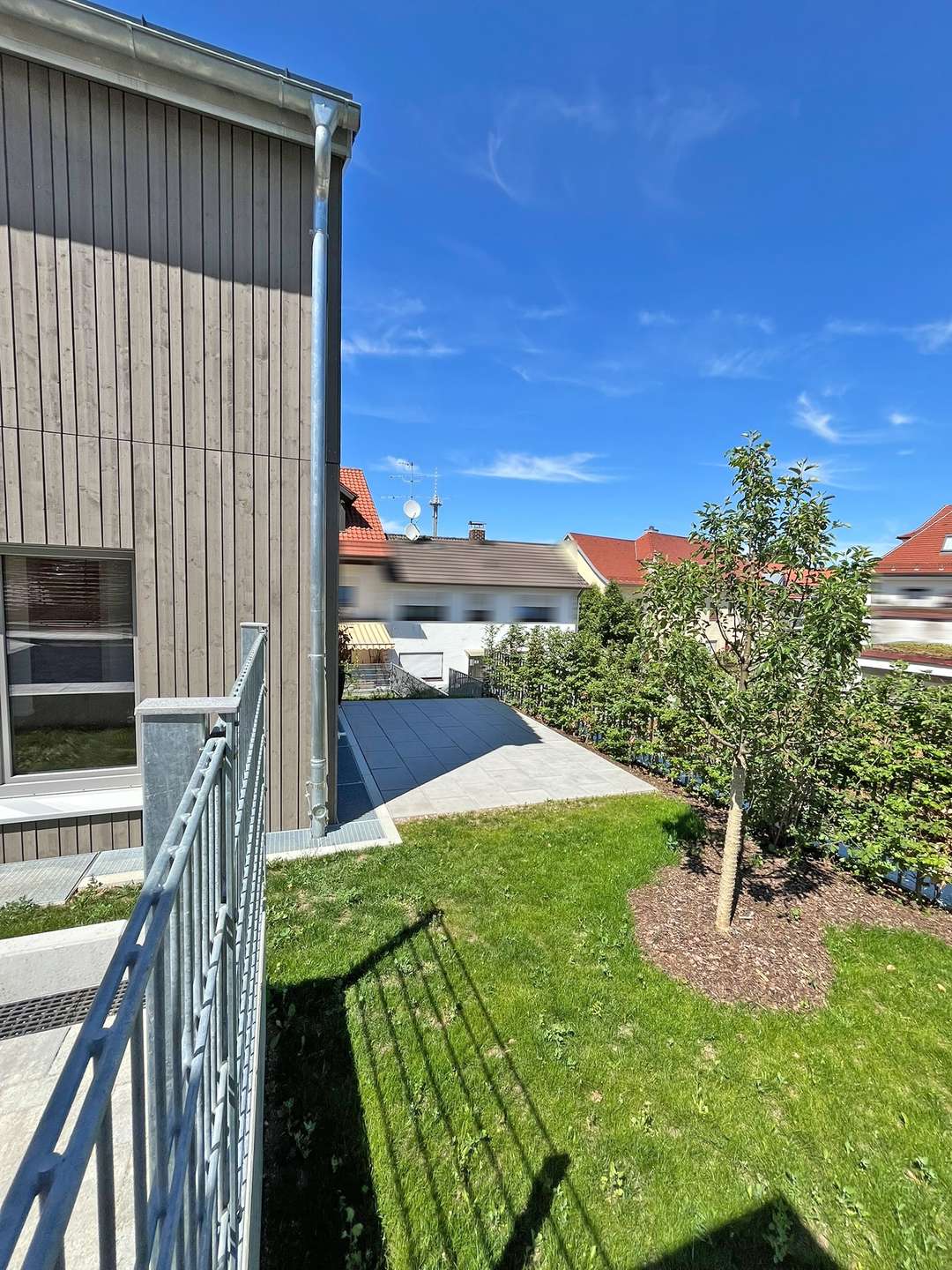 Terrasse mit Garten
