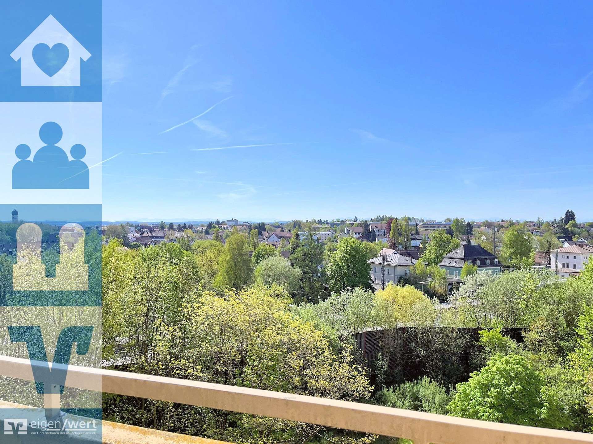 Aussicht vom Balkon mit Blick ins Grüne
