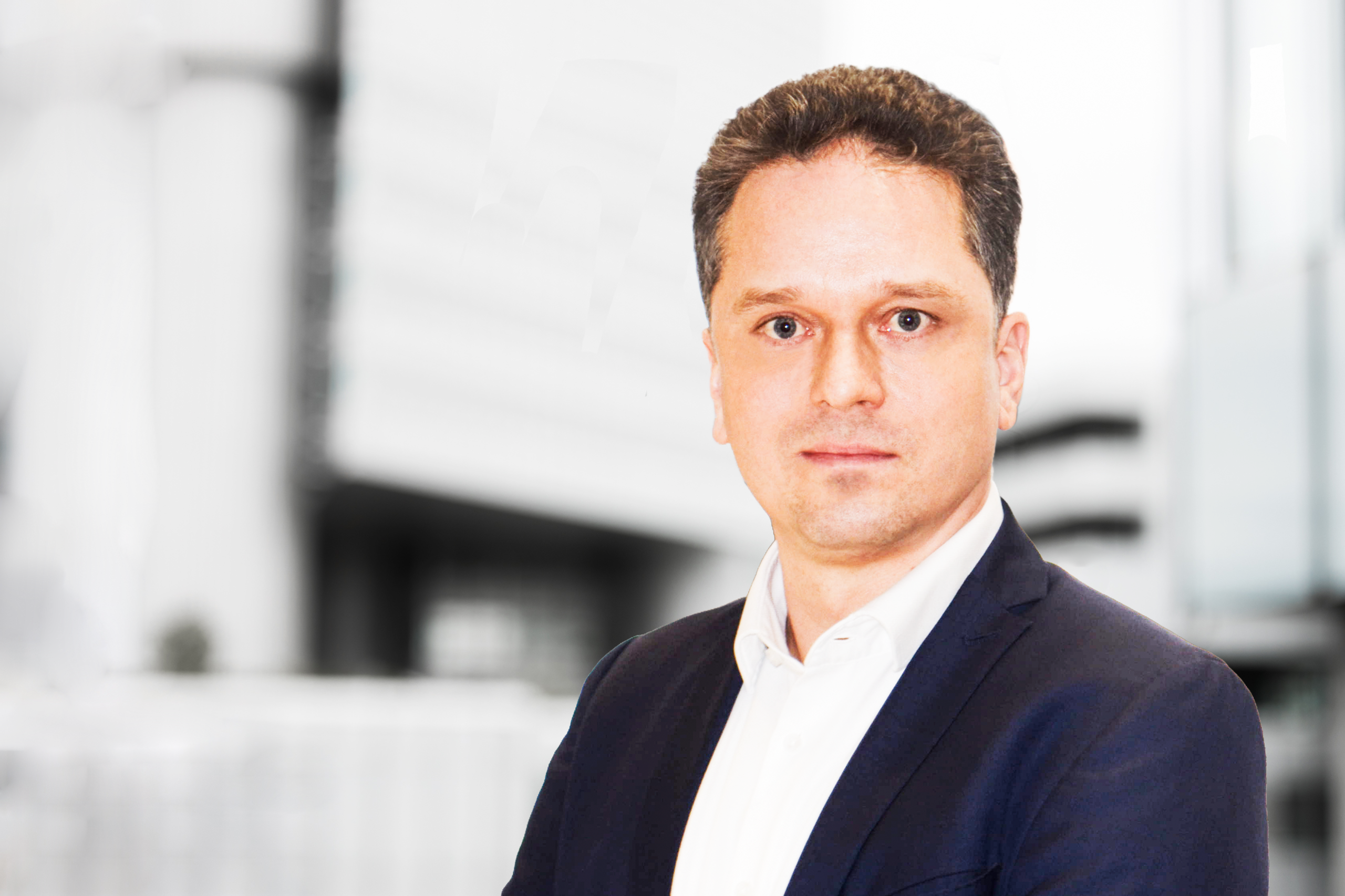 Porträt von Tobias Liebich, Immobilienmakler bei der eigenwert GmbH